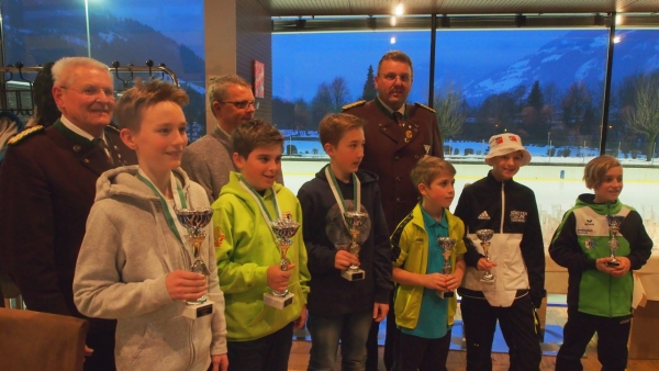 Siegerehrung der Klasse Jugend 1 männlich: 1. Platz für Matthias Kastner